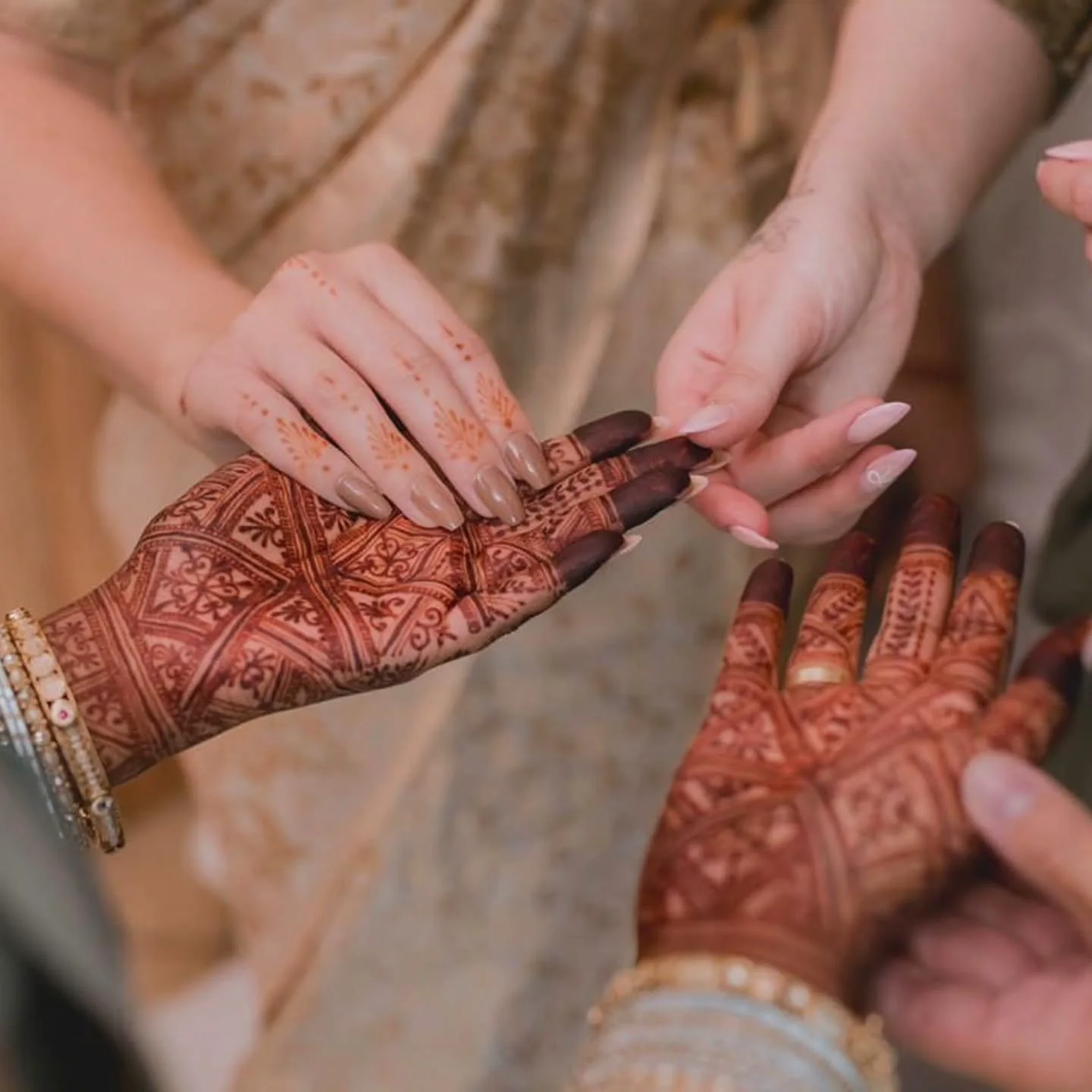 White Henna Art